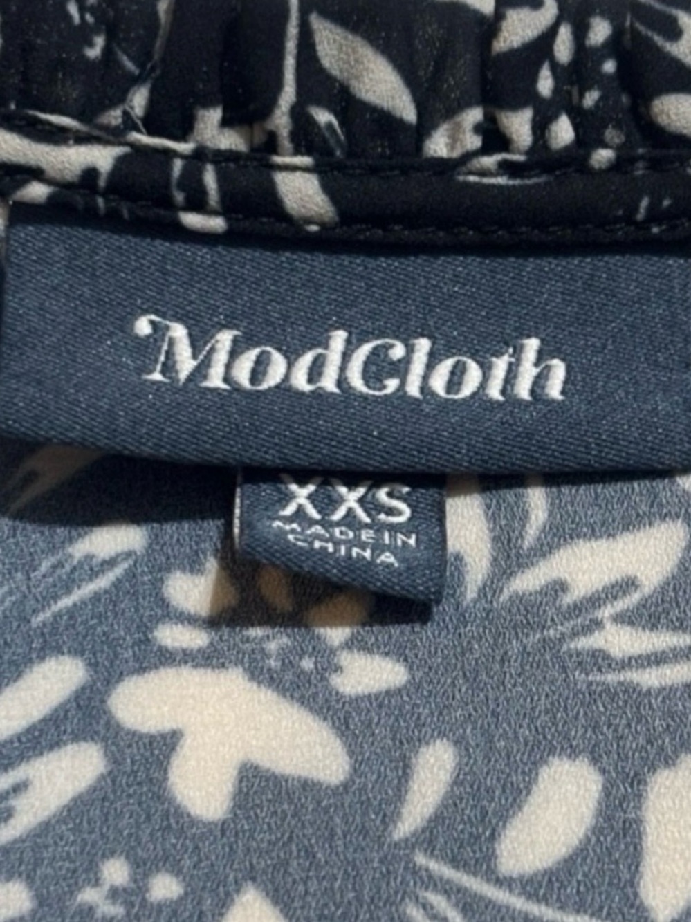 ModCloth Floral Ruffle Blouse - Picture 3 of 13